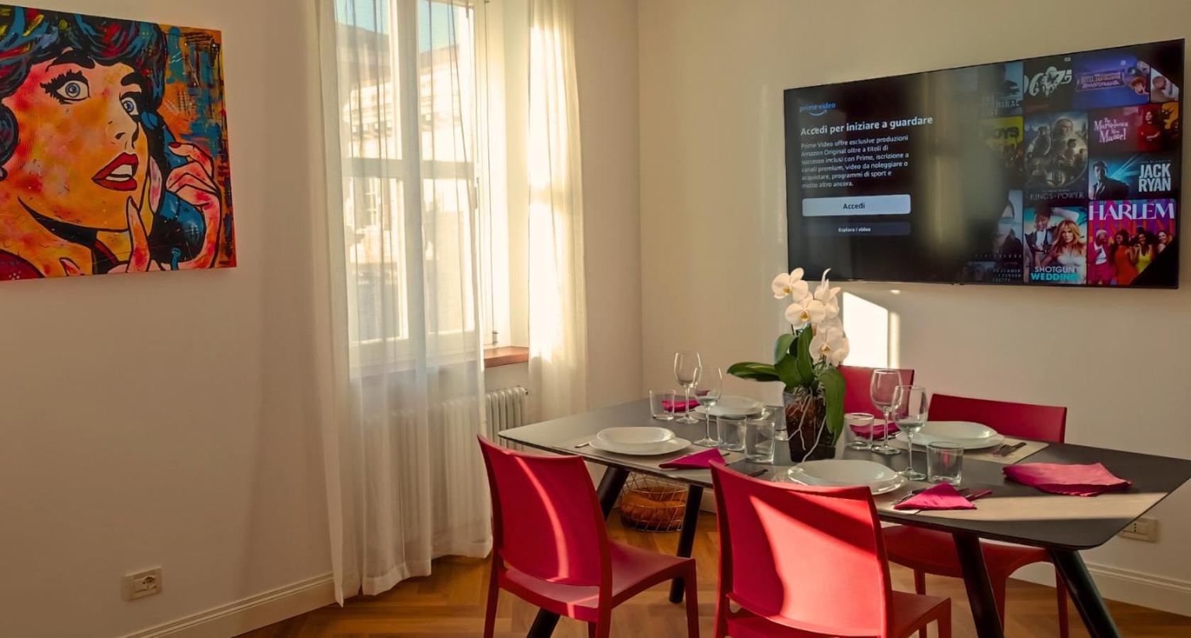 Casa Vacanze Trieste - Vista Piazza Unita Luaran gambar