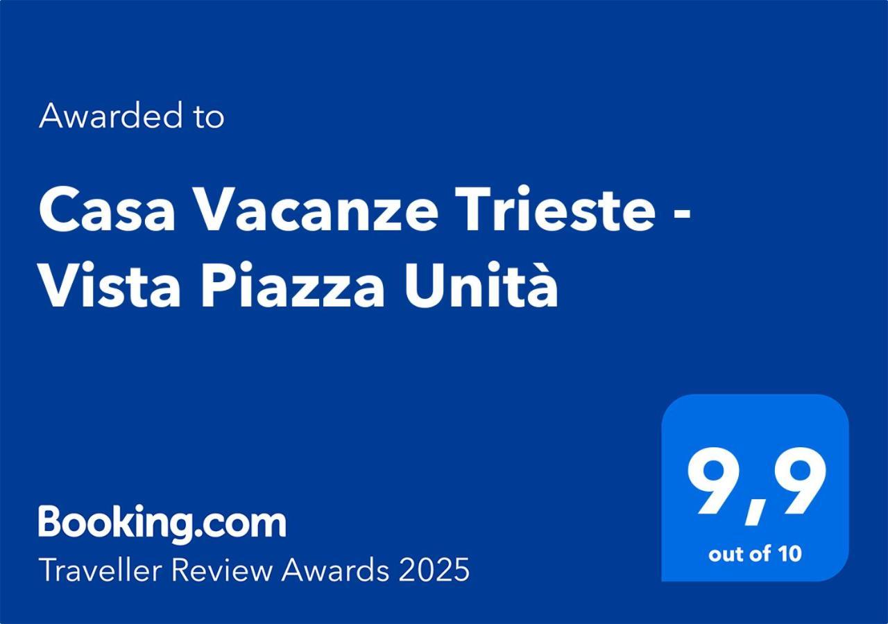 Casa Vacanze Trieste - Vista Piazza Unita Luaran gambar